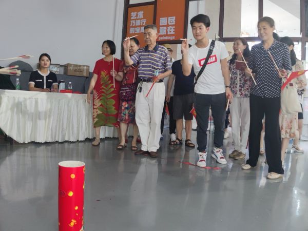 百發(fā)百中.jpg 百發(fā)百中.jpg